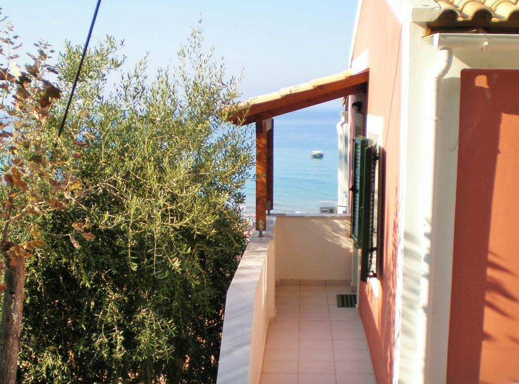 Menigos Resort - Διαμέρισμα Αριθμός 168 เปเลคาส ภายนอก รูปภาพ