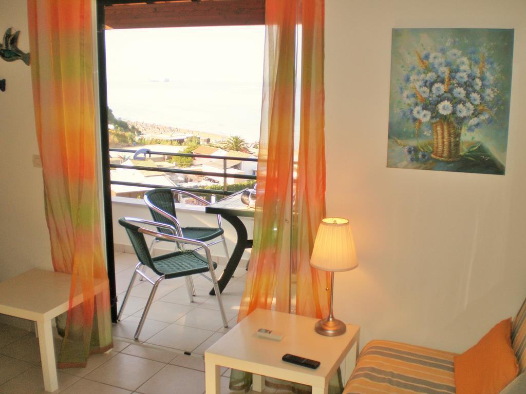 Menigos Resort - Διαμέρισμα Αριθμός 168 เปเลคาส ภายนอก รูปภาพ